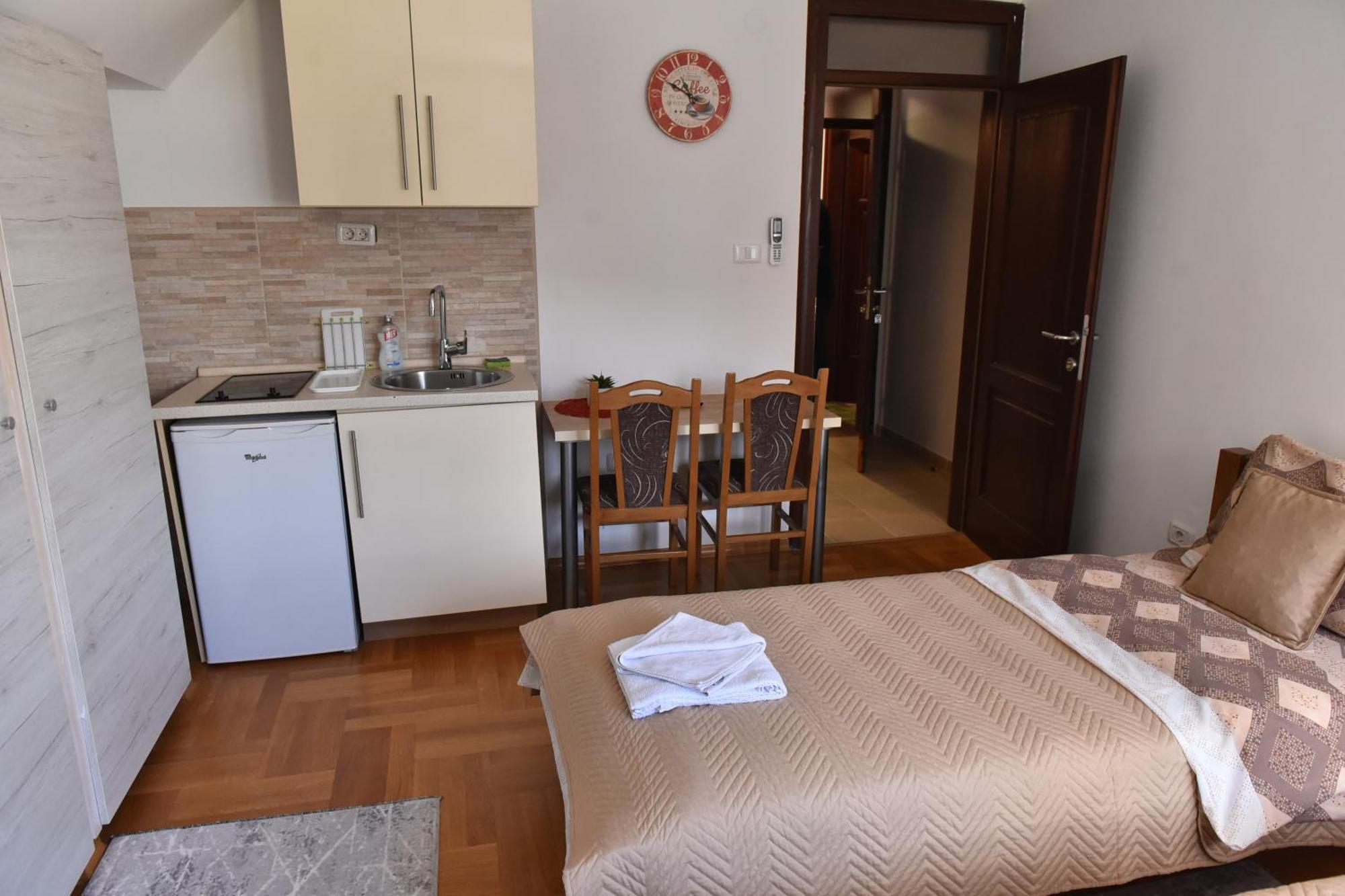 Apartments Ravno Plužine Szoba fotó